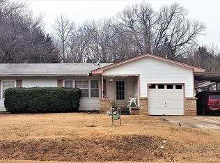 818 N Ridge Dr, Sand Springs, OK 74063