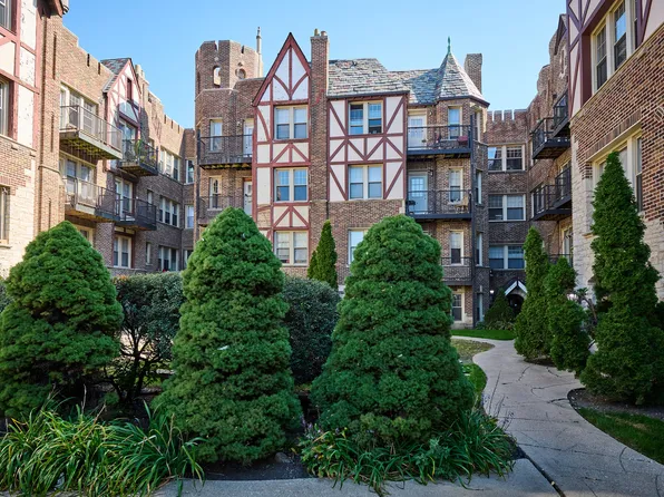 5715 N Kimball Ave APT 1N, Chicago, IL 60659
