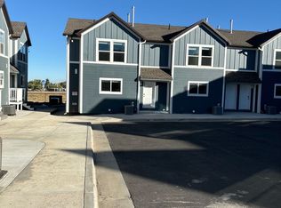 414 W Cheyenne Dr, Evanston, WY 82930