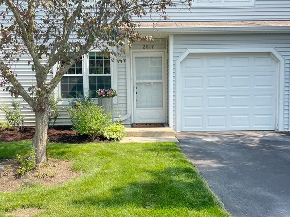 2017 Westview Ln, Round Lake Beach, IL 60073