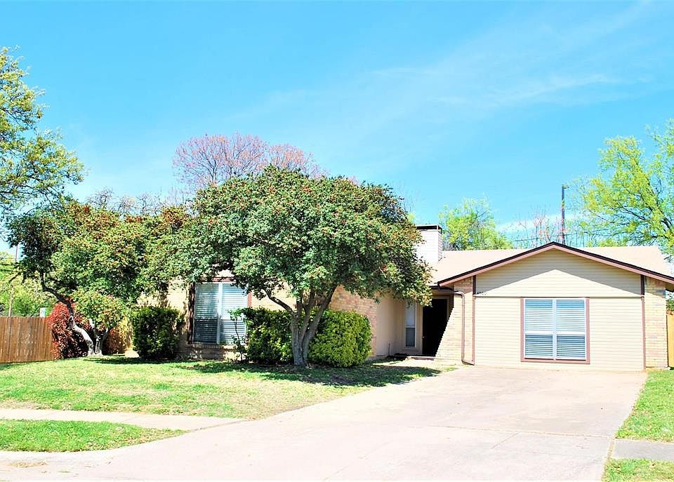 1st image of 4500 Palomino Ct