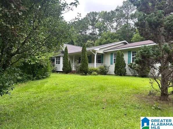 327 Canyon Ridge Rd, Sylacauga, AL 35151