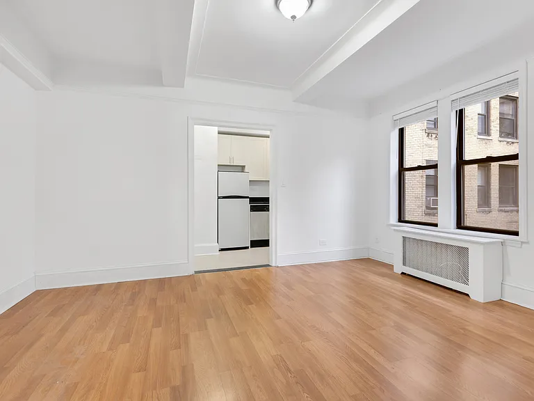 52 Clark St #2P — Photo 2