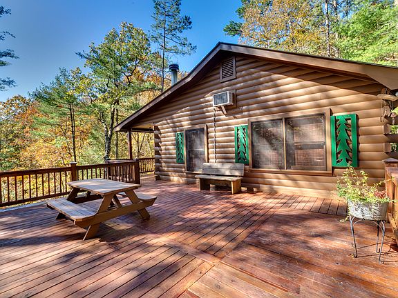 Deck for Entertaining