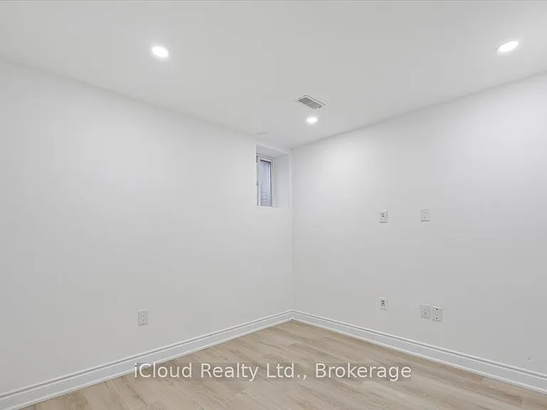 833 Farmstead Dr #BASEMENT — Photo 14
