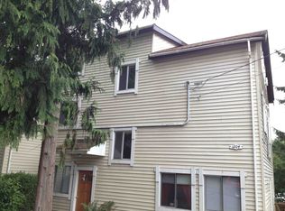 1204 NE 104th St, Seattle, WA 98125