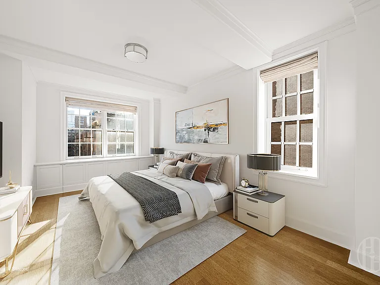 28 E 10th St #10B — Photo 6