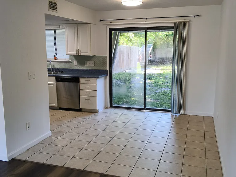 3040 E Baldwin Rd — Photo 2