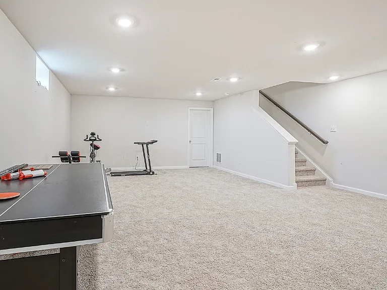 32 Westmont Dr #1 — Photo 10