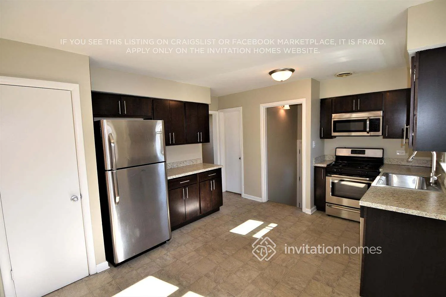 4601 W 101st St Oak Lawn, IL 60453 — Photo 4