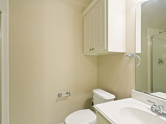 5th image of 7212 Scotland Ct