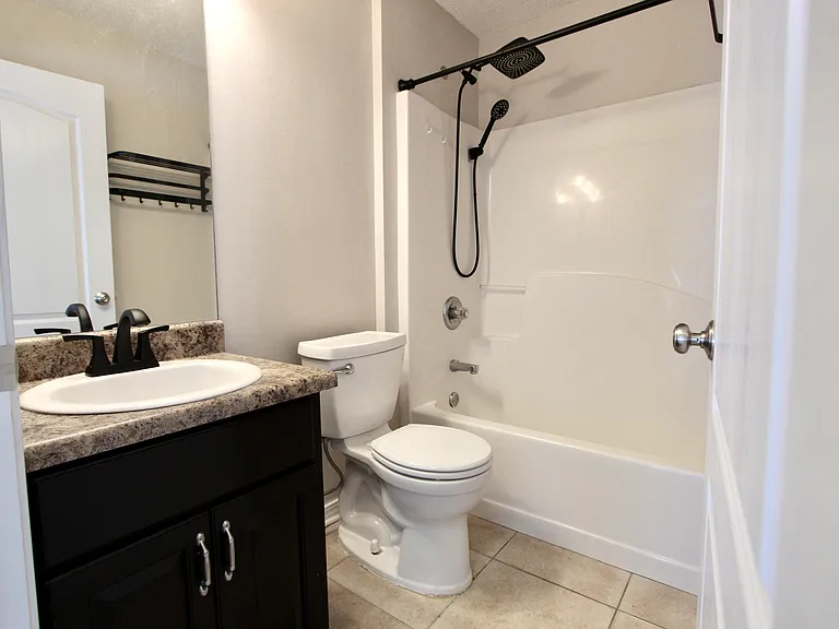 3151 Forrest Ave — Photo 20