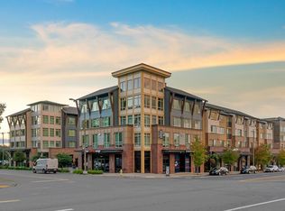 12340 NE 115th Pl #405, Kirkland, WA 98033
