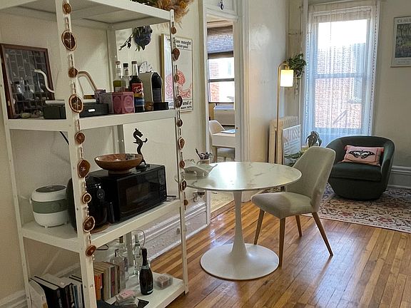 4th image of 160 Claremont Ave APT 5C