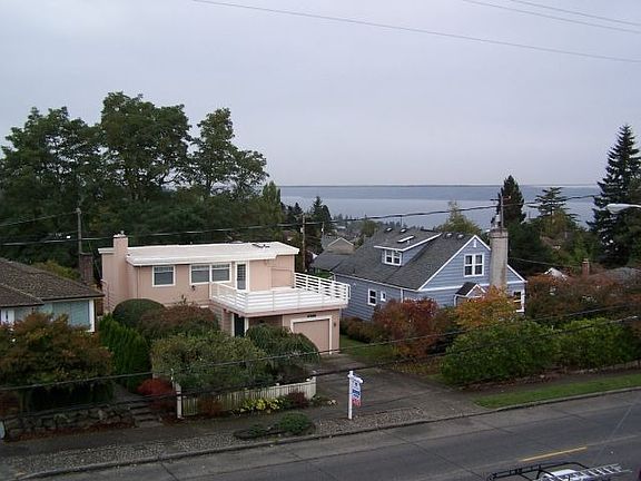 Puget Sound, Vashon Island, and gorgeous sunset views!