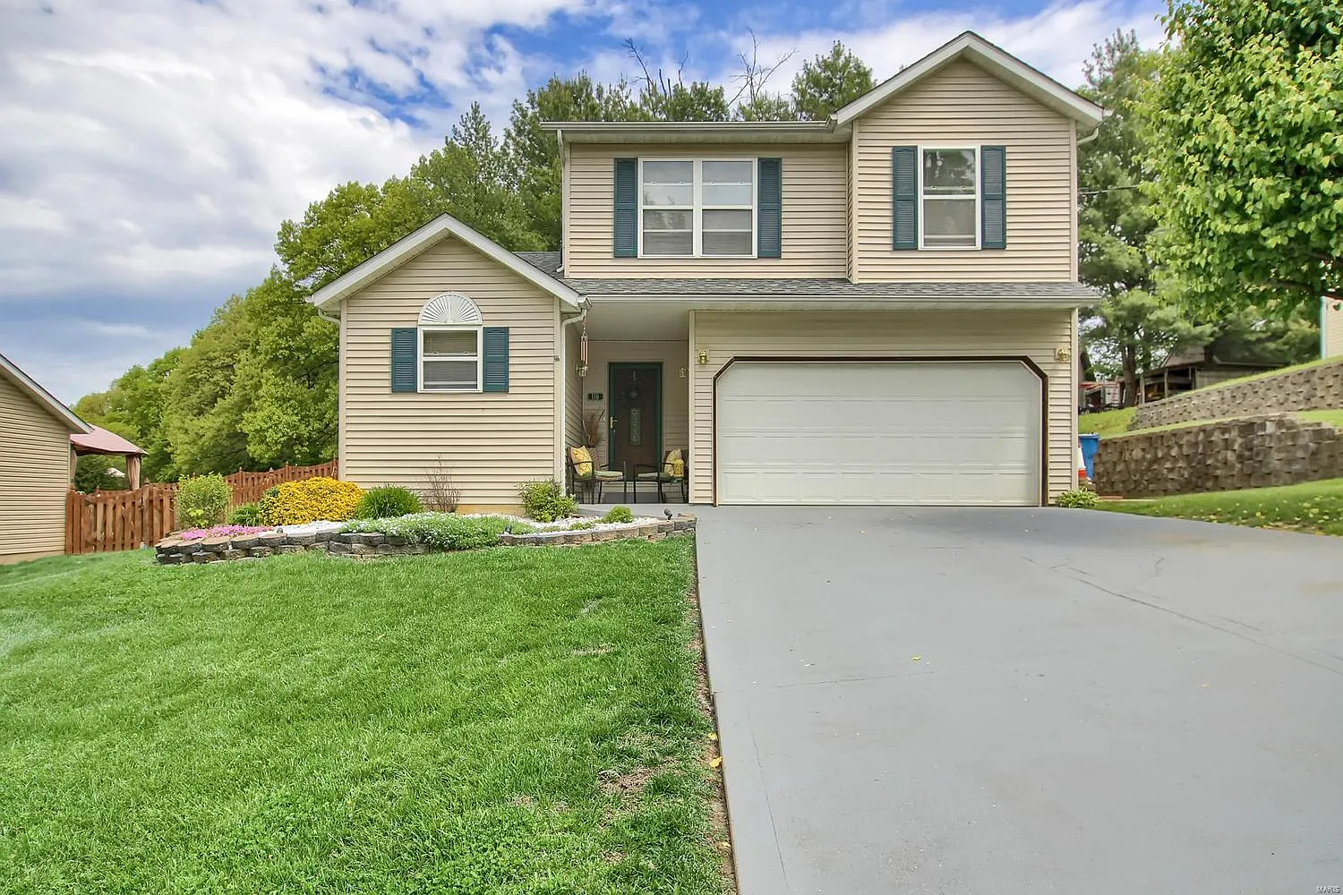 110 Rita Ave photo 1