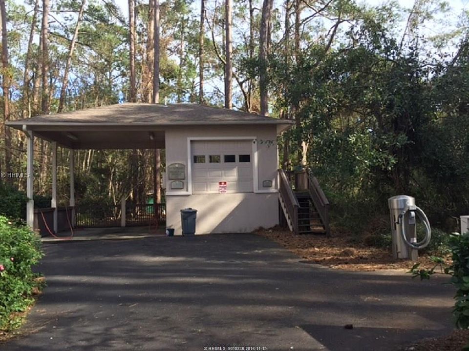 2nd image of 80 Helmsman Way #904