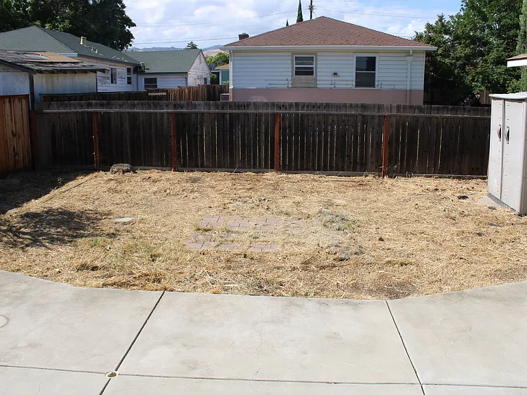 17 Lorraine Ave — Photo 16