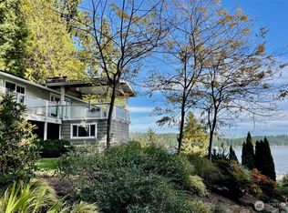 6688 Latyson Ln NE, Bainbridge Island, WA