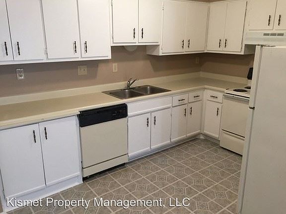 3rd image of 3602 Spottswood Ave APT 7