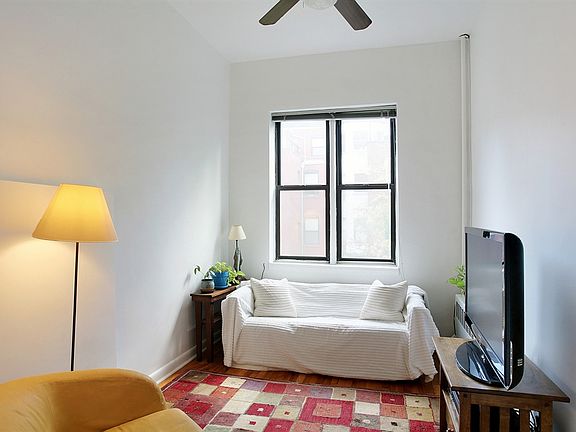 4th image of 134 W 82nd St APT 4B