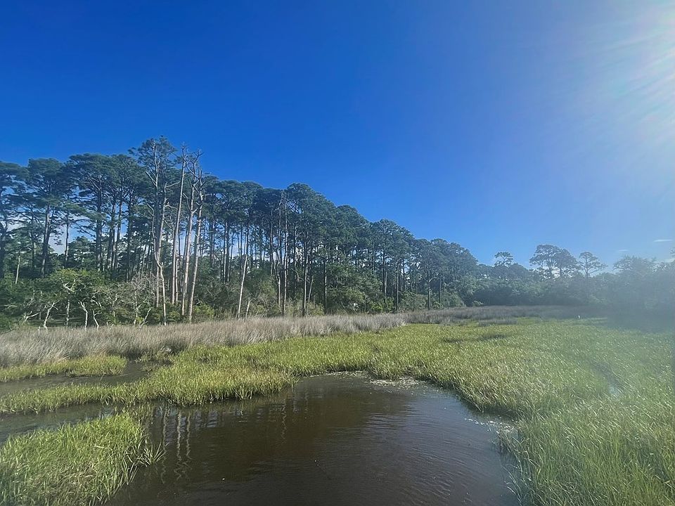 2nd image of 2702 Highway 98 E