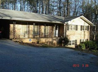 1190 Flamingo Dr, Austell, GA 30168