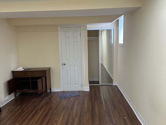 5th image of 26 Grosbeak Cres #Basement