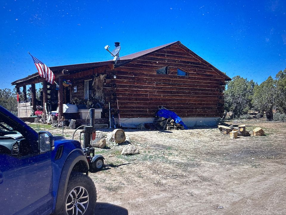 1st image of 833 Road 4600