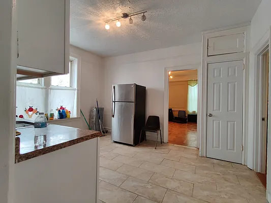 Rented by Signature Property Realty | media 3