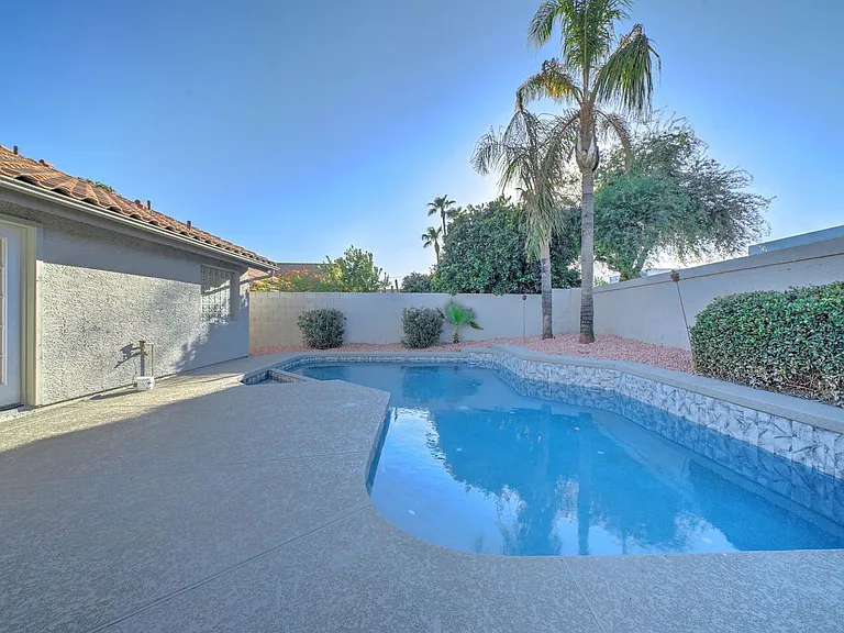 8940 E Palm Ridge Dr — Photo 32