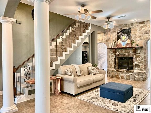 4th image of 378 Fiddlers Creek Dr