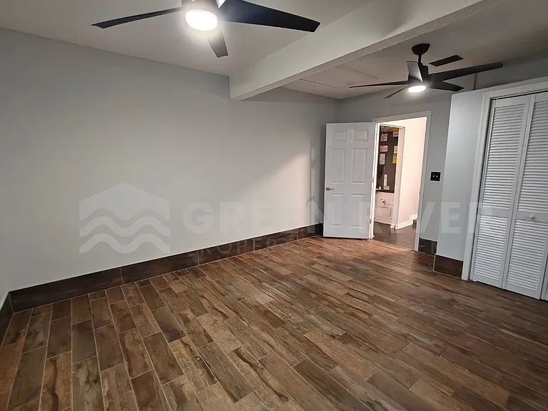 1549 Sonoma Ct — Photo 13