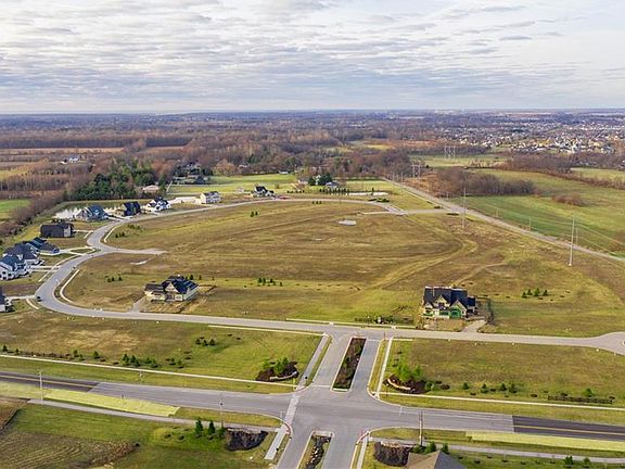 5th image of 8063 Easton Ln