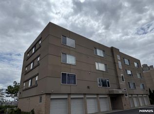 7400 Boulevard East APT 2C, North Bergen, NJ 07047