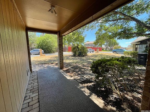 3rd image of 4334 HOLLOW HILL DR