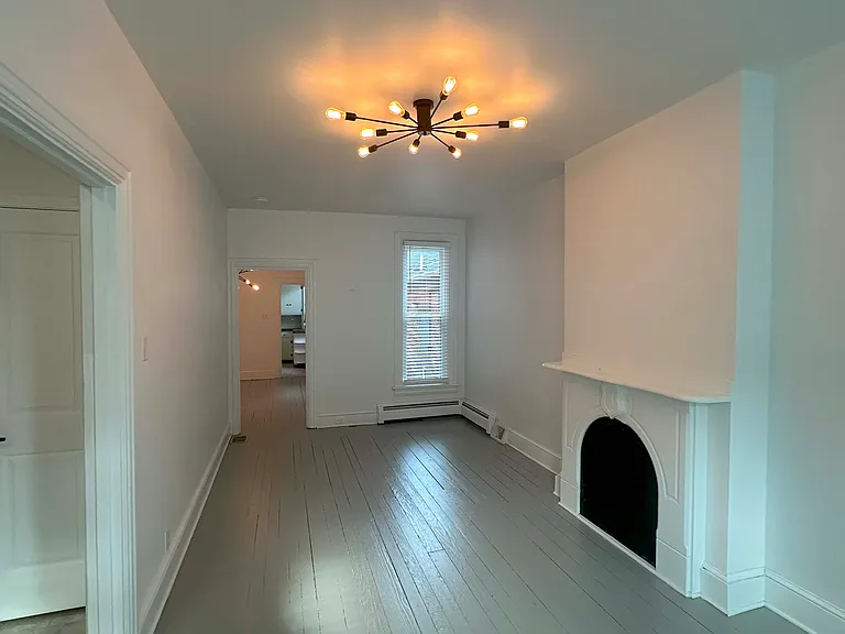 417 N Mary St — Photo 4