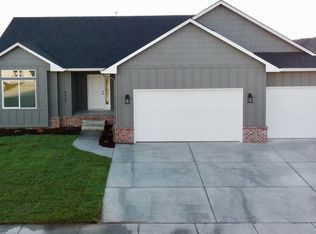 5449 N Saint Paul St, Wichita, KS 67204