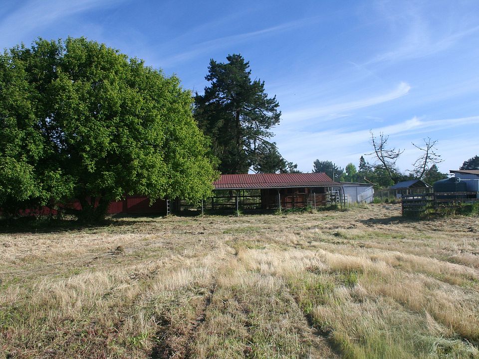 2nd image of 1360 Cooper Rd