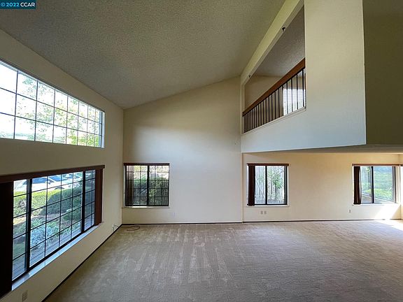 4th image of 3732 Hidden Springs Ct