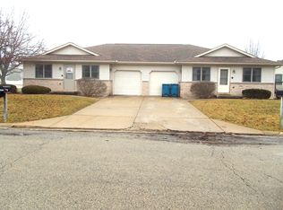 2507 & 2509 Prospect St, Peru, IL 61354