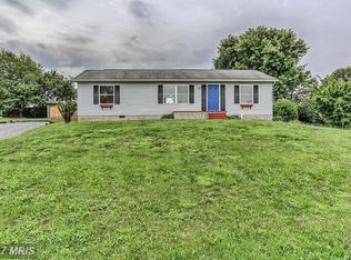 1094 Celeste Dr, Shippensburg, PA 17257