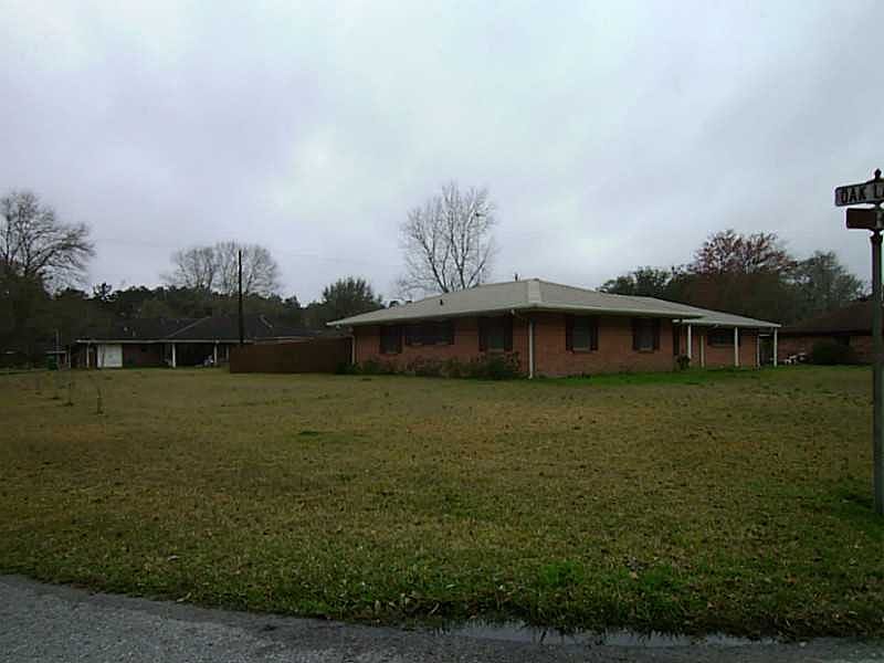 1st image of 1403 Shaw Dr