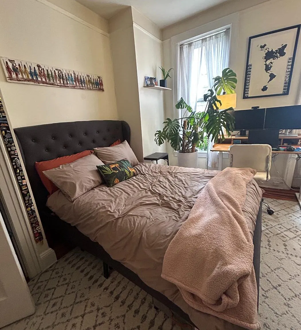 330 East 76th Street — Photo 3