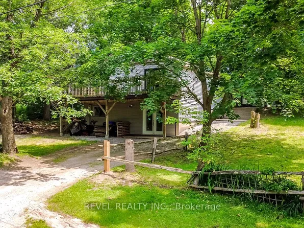 3267 Albany St, Severn, ON L0K 2B0