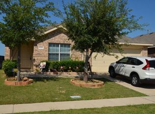 8133 Ruse Springs Ln, Fort Worth, TX 76131