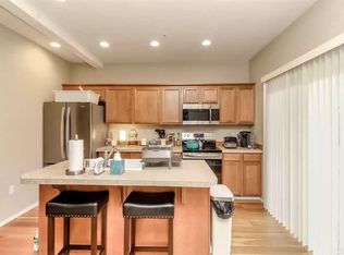 5301 Military Rd E UNIT D, Tacoma, WA 98446