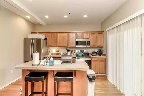 5301 Military Rd E #D Photo 1 5301 Military Rd E #D Photo 1