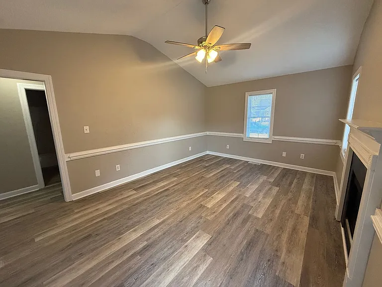 4117 Juniper Ln NW — Photo 10
