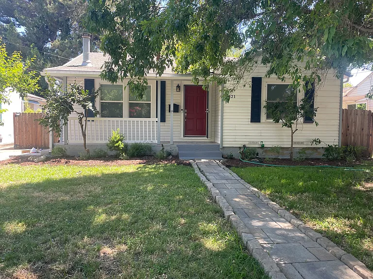 1821 Proctor Ave — Photo 20
